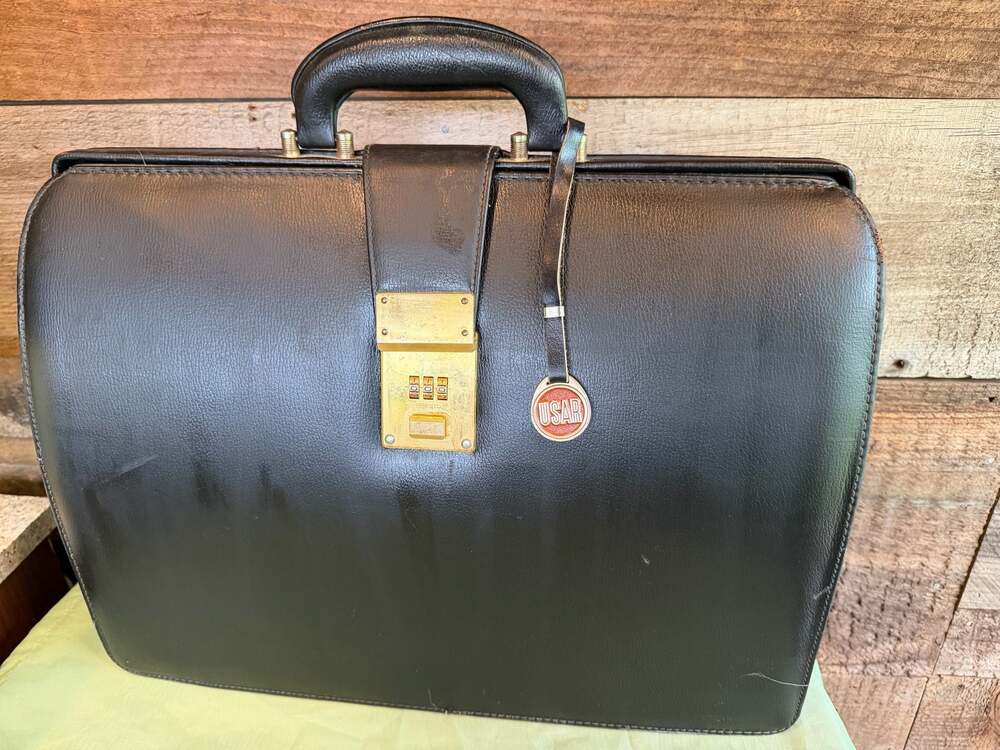 Vintage USAR Genuine Leather Briefcase with Prestolock